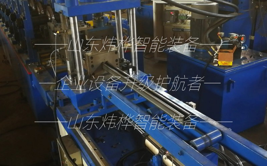 電器柜自動生產(chǎn)線設備